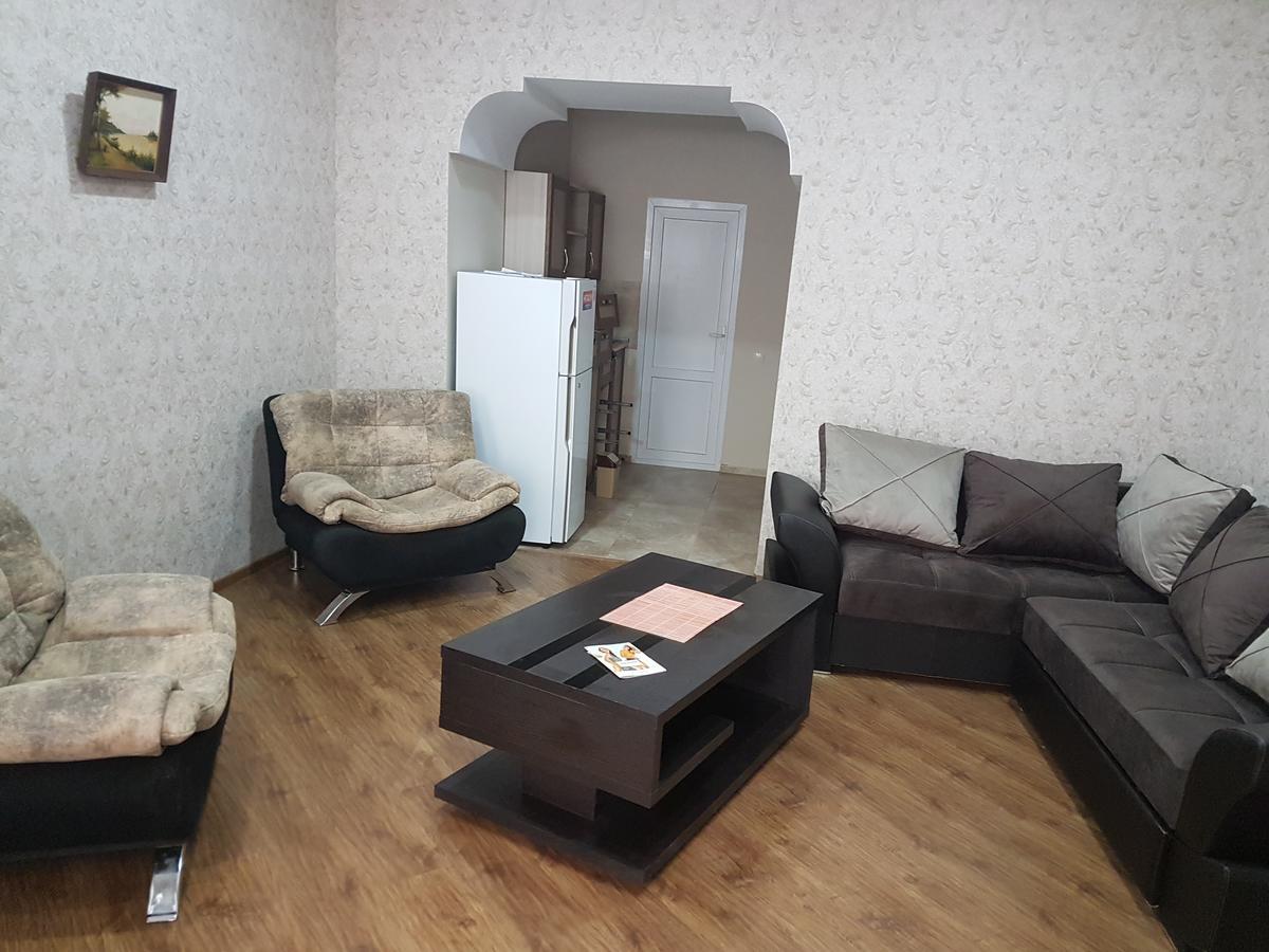 Old Town House On Asatiani Appartement Tbilisi Buitenkant foto