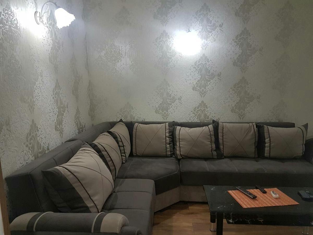 Old Town House On Asatiani Appartement Tbilisi Buitenkant foto